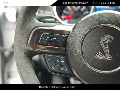 Used 2017 Ford Mustang Shelby GT350 image 25