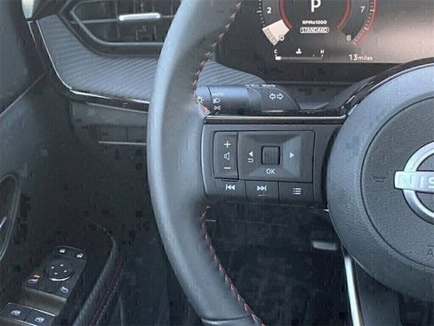 New 2025 Nissan Kicks SR w/ Illumination Package image 9