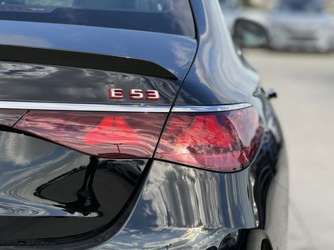 New 2026 Mercedes-Benz E 53 AMG e 4MATIC Sedan image 10