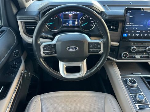 Used 2024 Ford Expedition Max Limited image 16