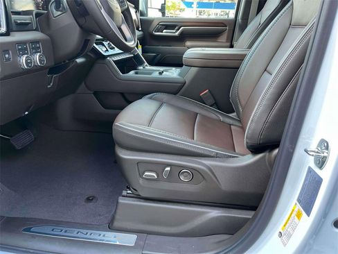New 2026 GMC Sierra 2500 Denali w/ Denali Reserve Package image 22