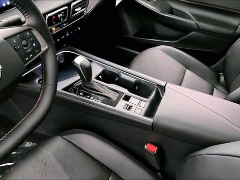 New 2026 Nissan Sentra SR image 8