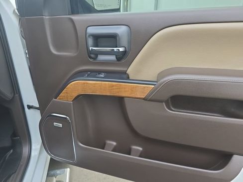 Used 2018 Chevrolet Silverado 1500 LTZ w/ Sport Package image 20