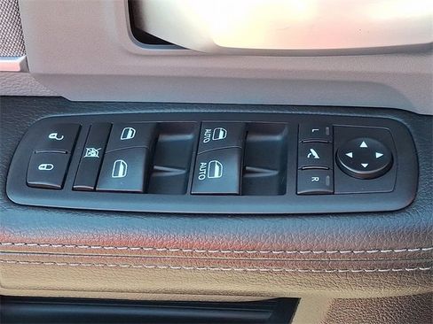 Used 2019 RAM 2500 Big Horn image 25