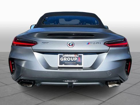 Certified 2022 BMW Z4 M40i w/ Premium Package image 5