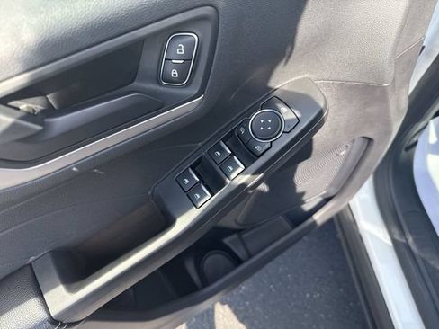 Used 2022 Ford Escape SE w/ SE Sport Appearance Package AWD/4WD image 17
