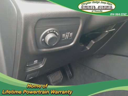 New 2025 Jeep Grand Cherokee L Laredo image 15