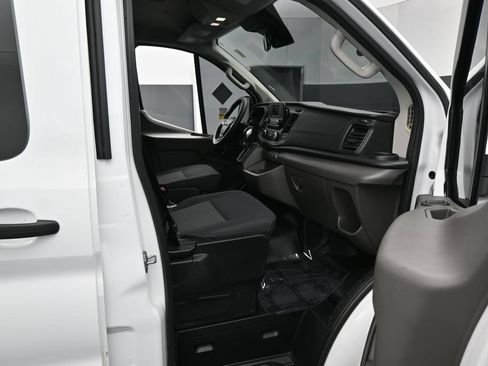 Used 2024 Ford Transit 250 Low Roof w/ Exterior Upgrade Package RWD image 29