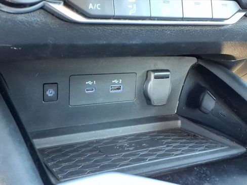 Used 2023 Nissan Altima 2.5 SR w/ SR Premium Package image 12