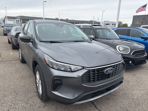 Used 2024 Ford Escape Active AWD/4WD image 5