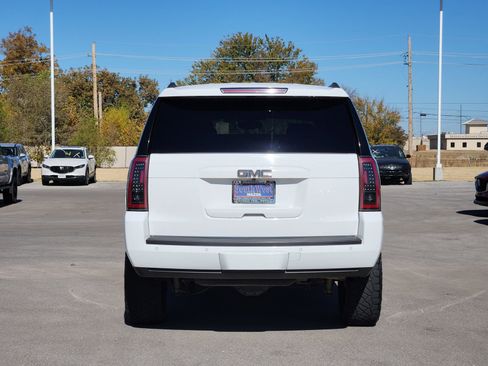Used 2016 GMC Yukon SLE w/ Convenience Package image 8