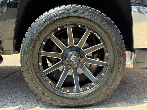 Used 2018 Chevrolet Silverado 1500 LT w/ All Star Edition AWD/4WD image 26