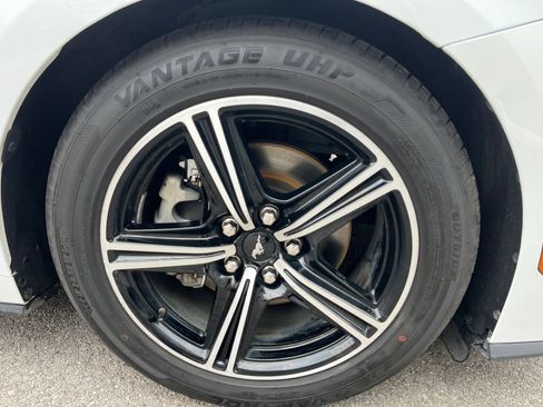 Used 2024 Ford Mustang Premium RWD image 10
