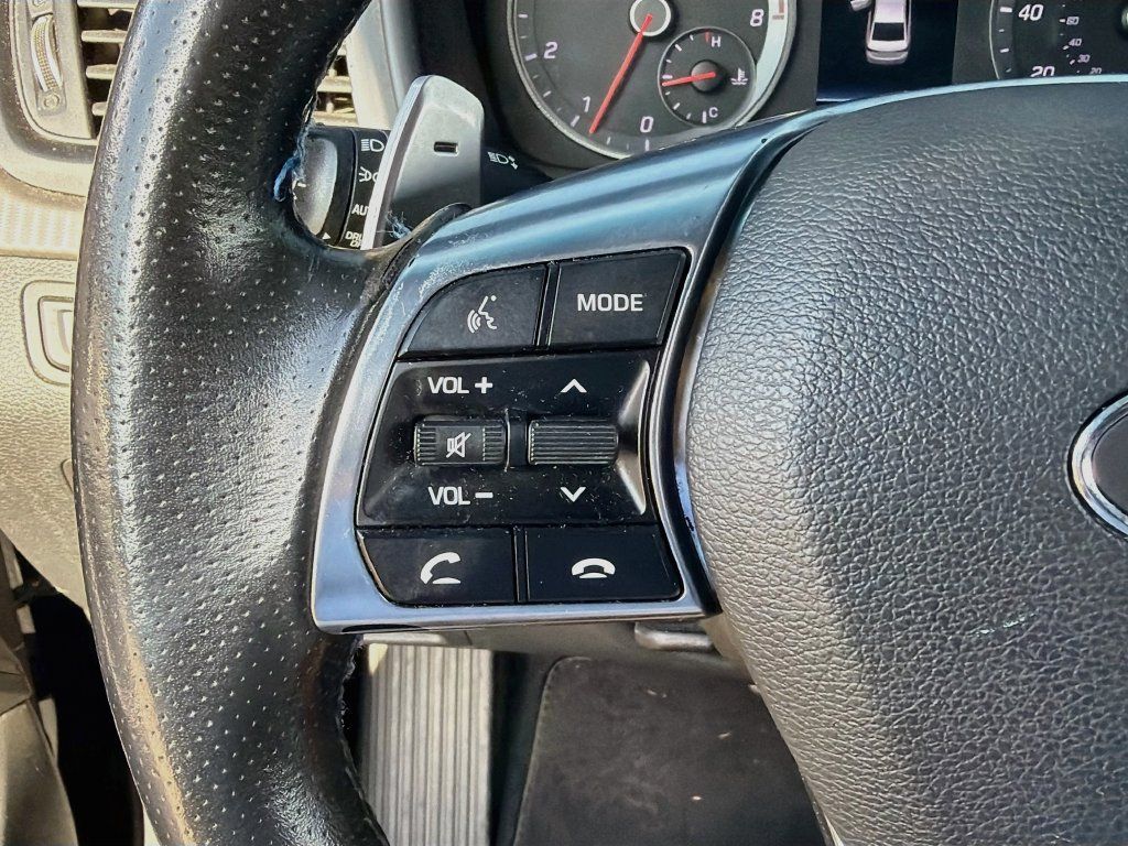 Used 2018 Hyundai Sonata Limited FWD image 15