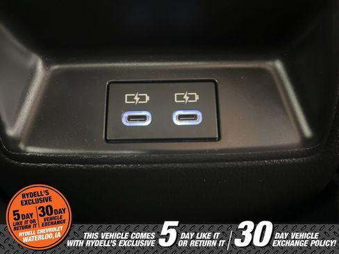 Used 2025 Toyota Corolla LE image 18