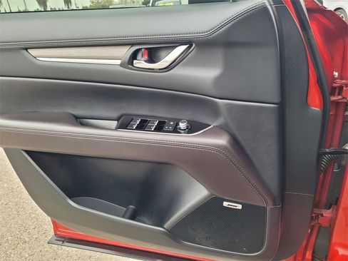 Used 2021 MAZDA CX-5 Signature image 13