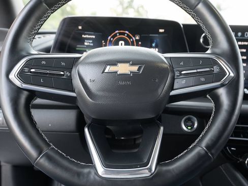 Used 2024 Chevrolet Traverse LT AWD/4WD image 23