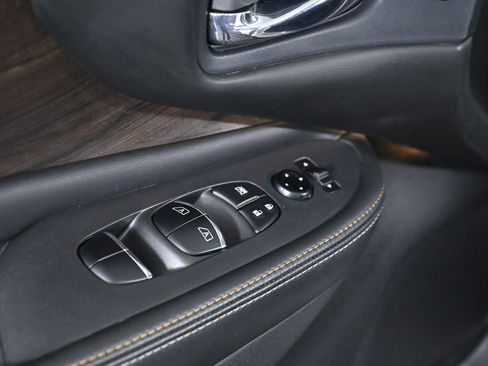 Used 2022 Nissan Murano Platinum w/ Cargo Package image 25