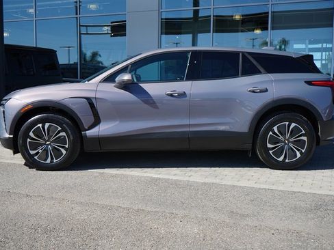 New 2025 Chevrolet Equinox EV LT image 5