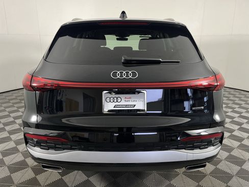 Used 2025 Audi Q5 Premium Plus w/ Premium Plus image 7