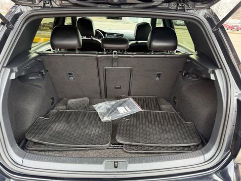 Used 2016 Volkswagen GTI SE w/ Lighting Package (SEL) image 13