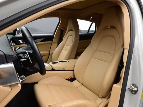 Certified 2023 Porsche Panamera 4S AWD/4WD image 5