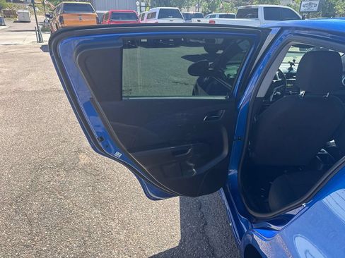 Used 2017 Chevrolet Sonic LT w/ Convenience Package FWD image 10