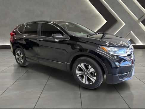 Used 2018 Honda CR-V LX image 2