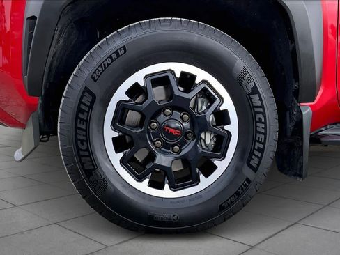 Used 2025 Toyota 4Runner TRD Off-Road image 10