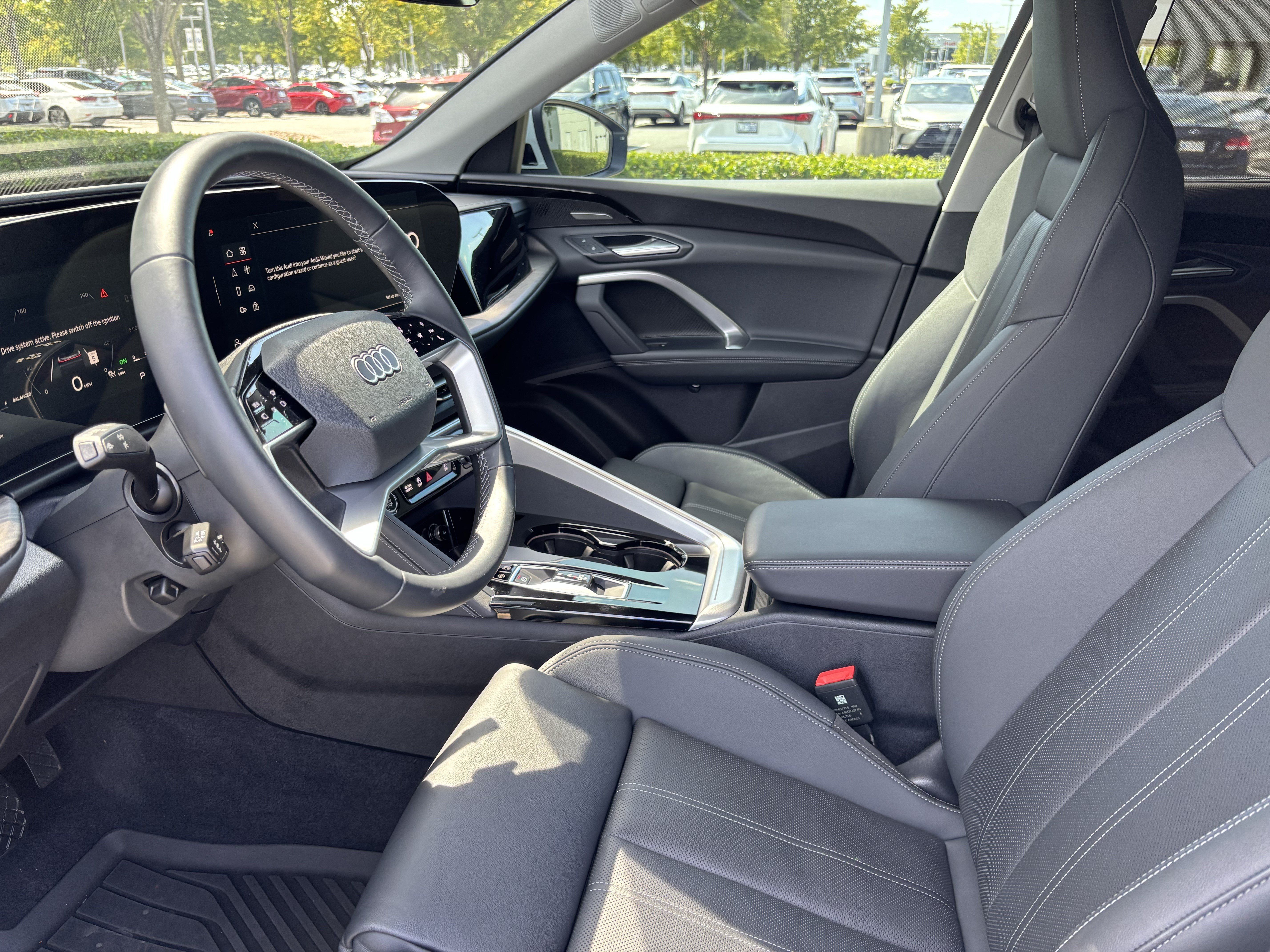 Certified 2025 Audi Q5 Premium AWD/4WD image 16