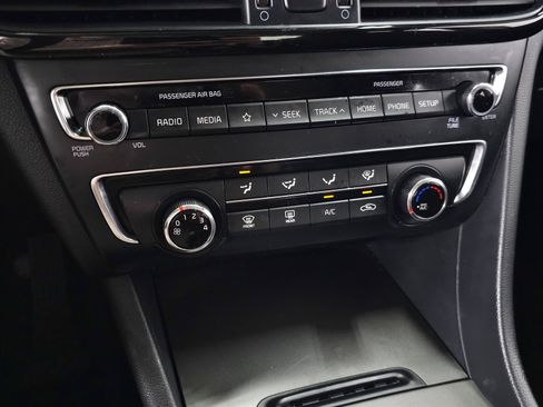 Used 2020 Kia Optima LX FWD image 24