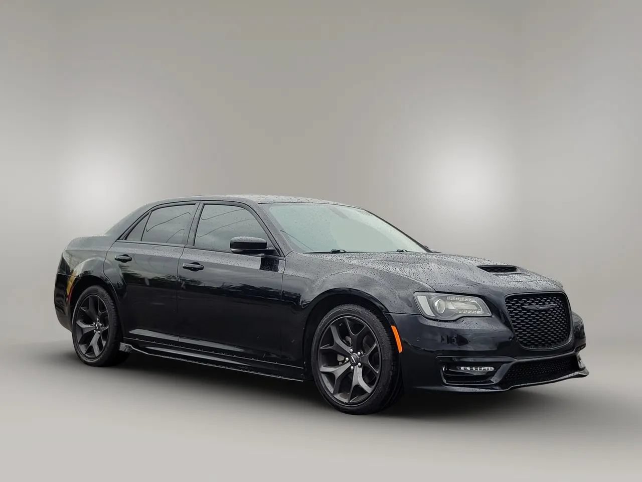 Used 2023 Chrysler 300 Touring L RWD image 4