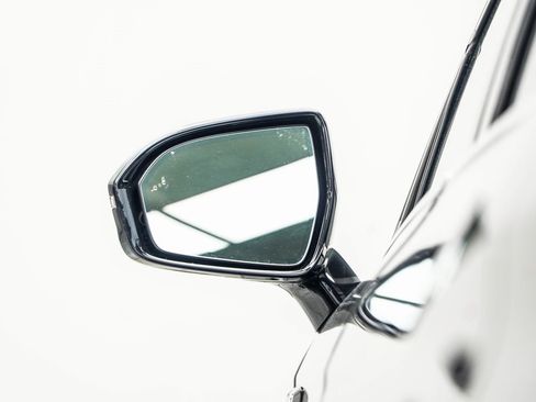 Used 2022 Lincoln Nautilus Reserve image 14