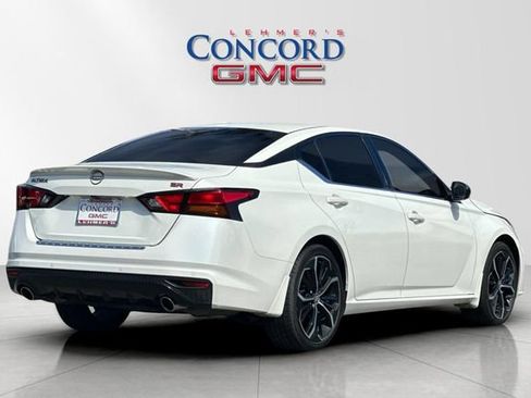 Used 2023 Nissan Altima 2.5 SR FWD image 4