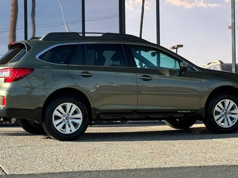 Used 2015 Subaru Outback 2.5i Premium AWD/4WD image 13