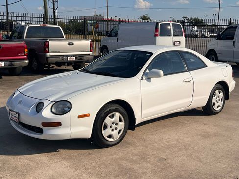 Used 1994 Toyota Celica ST image 3