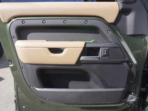 New 2026 Land Rover Defender 110 S image 17