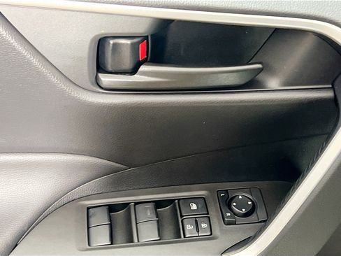 Used 2025 Toyota RAV4 LE FWD image 16