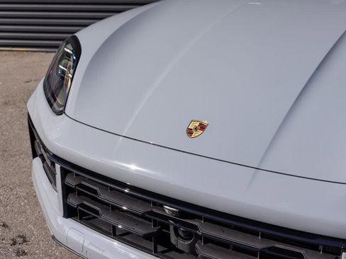 Certified 2026 Porsche Cayenne Base image 10