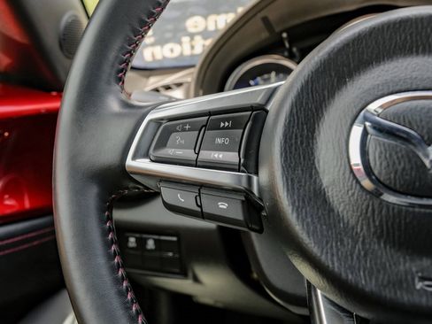 Used 2019 MAZDA MX-5 Miata RF Grand Touring image 25