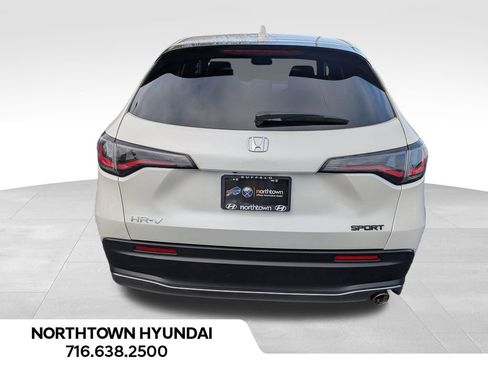 Used 2023 Honda HR-V Sport image 12