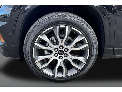 New 2026 GMC Acadia Denali Ultimate image 13