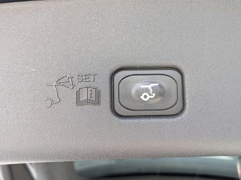 Certified 2024 Lincoln Nautilus Reserve AWD/4WD image 15