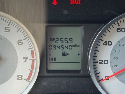 Used 2014 Subaru Impreza 2.0i Sport Premium image 28