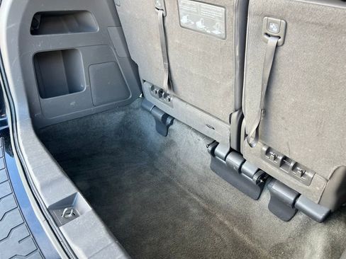 Used 2015 Honda Odyssey EX-L image 17