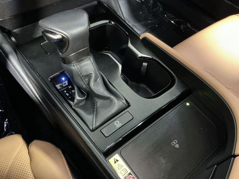 Used 2023 Lexus ES 350 Ultra Luxury FWD image 23