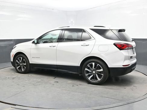 Used 2022 Chevrolet Equinox Premier AWD/4WD image 4