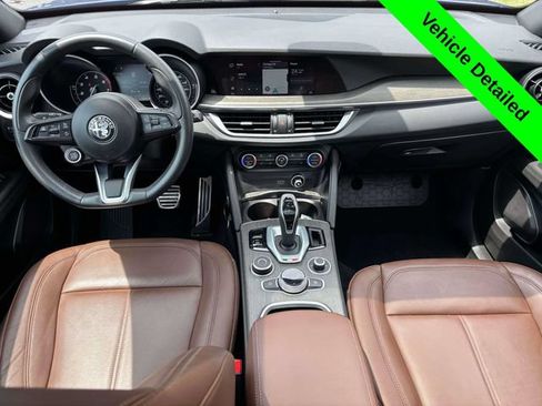Used 2023 Alfa Romeo Stelvio Ti AWD/4WD image 29