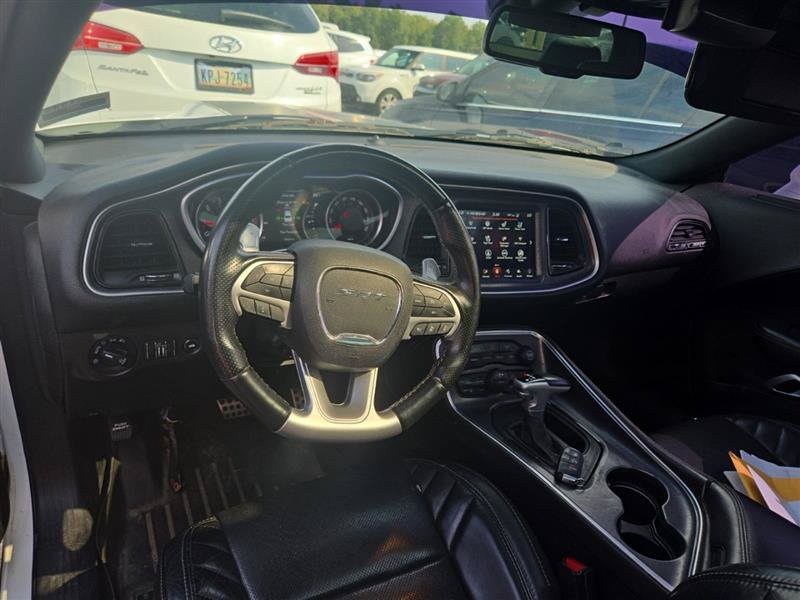 Used 2018 Dodge Challenger SRT w/ Technology Group RWD image 4