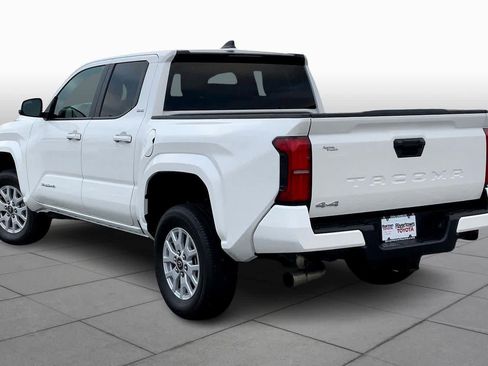 Used 2024 Toyota Tacoma SR5 image 22